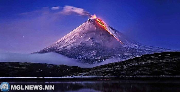 12. Как называется самый высокий действующий вулкан на Евразийском материке? география, россия, тест