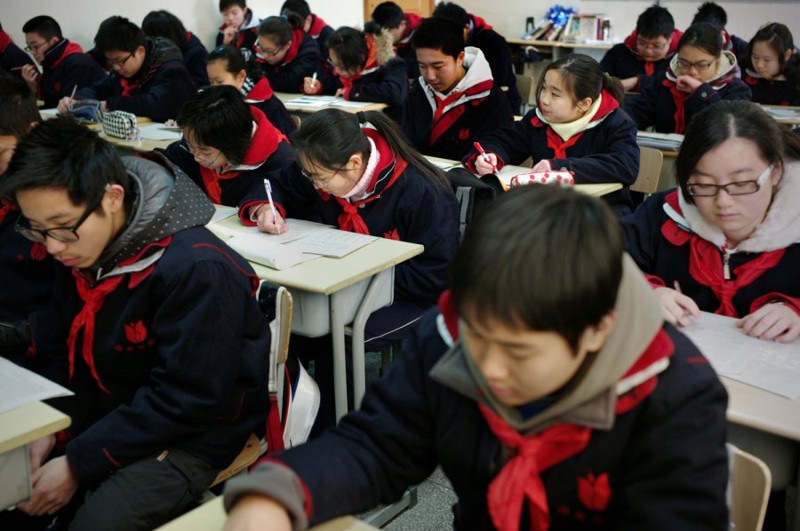 Китай в школу, опять двойка, школа, школьная форма